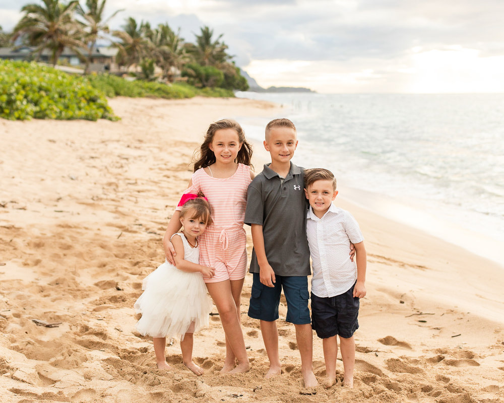 Ohana Portrait Packages - up to 90 minutes to capture the family, the kids, the couple, and the joyonline gallery with 60 retouched high-resolution digital images for download with print release$550